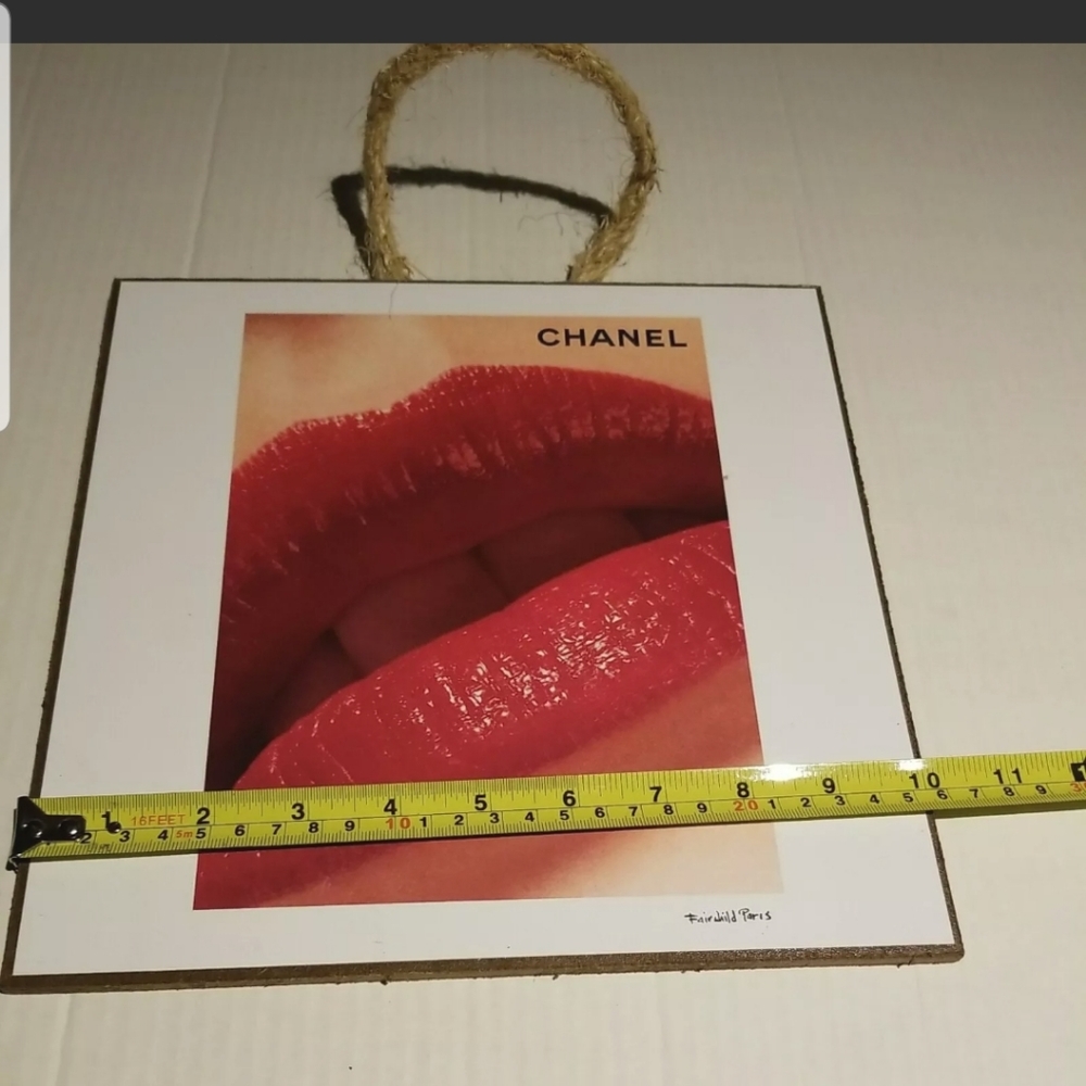 Wall Art by Fairchild Paris CHANEL No5 RED LIPS "If you're sad" Board 10"×10" - Picture 6 of 6